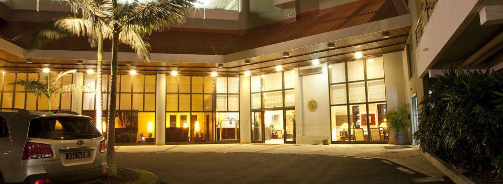 Ramada Hotel & Suites By Wyndham Noumea Esterno foto