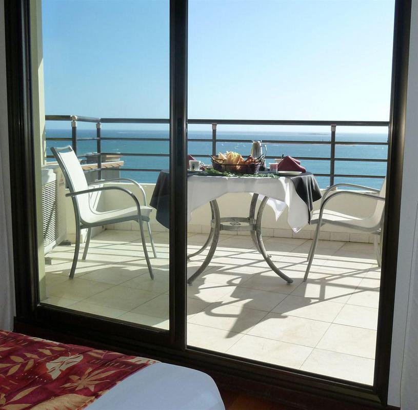 Ramada Hotel & Suites By Wyndham Noumea Esterno foto